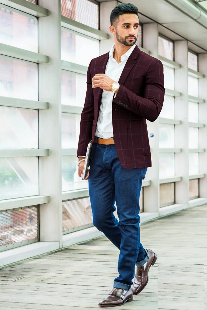 9 Maroon Blazer Combination Ideas For Men In 2023 – Find The Perfect Outfit  - Hiscraves