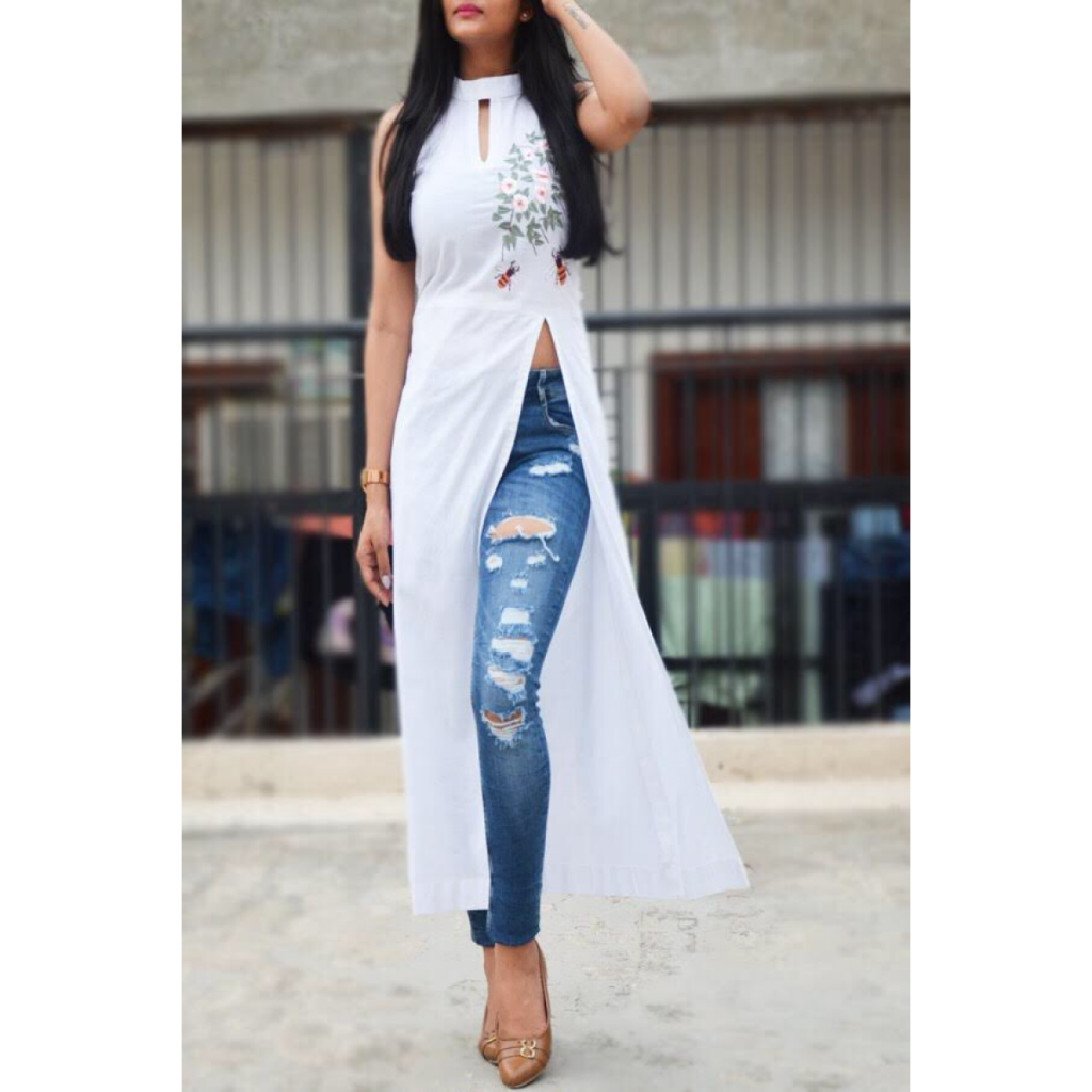 Kurti and jeans are blessing 🤌🏾 . . . . . . . . . . . #kurtiandjeans  #white #love #cute #explore #explorepage #collab #collaboration #girl |  Instagram